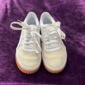 Puma Women’s Low top White Sneakers